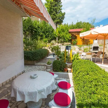 Darinka 1 Apartment