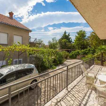 Darinka 1 Διαμέρισμα *